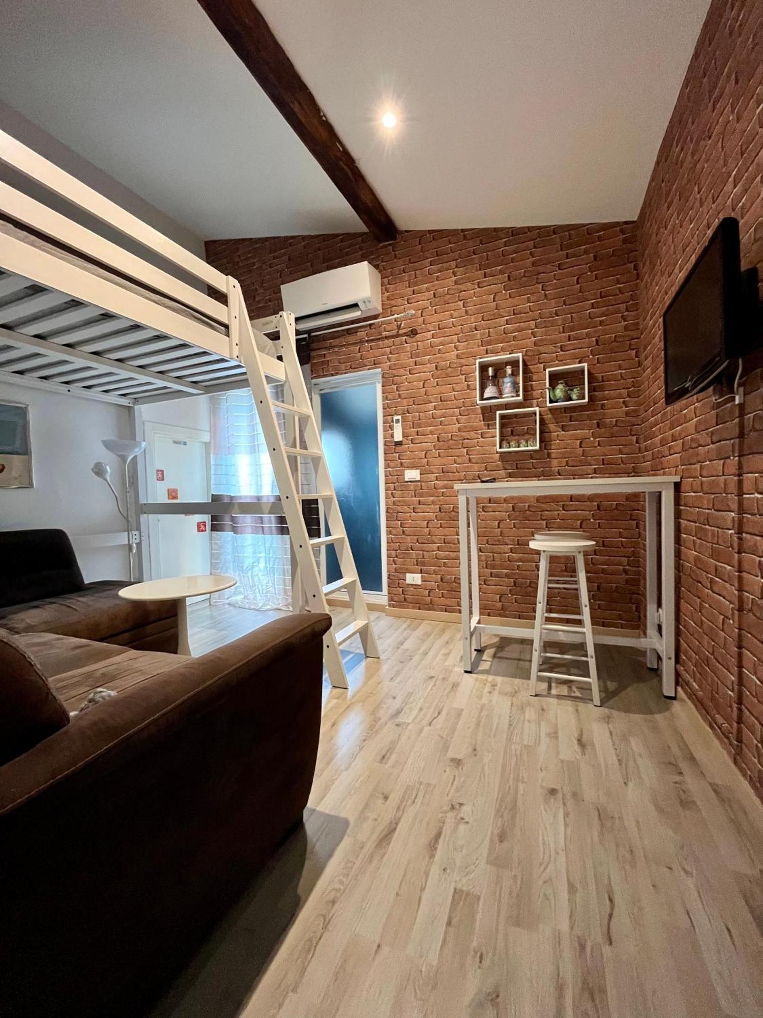 בולוניה Home Belle Arti מראה חיצוני תמונה